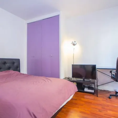 Beautiful Bright Apt In The Heart Of Montmartre Apartment *
